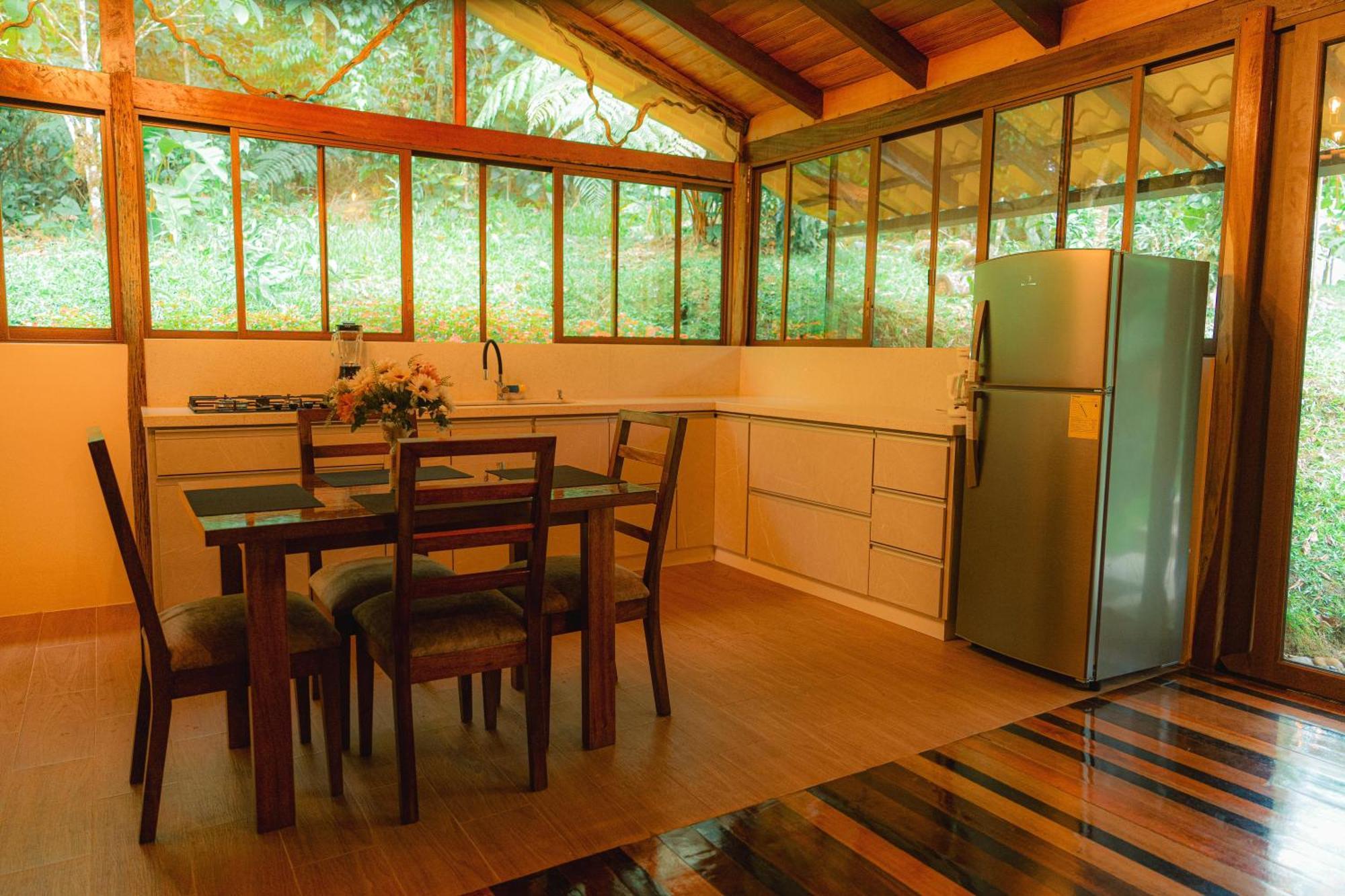 Finca Las Palmas Ecolodge Puyo Extérieur photo